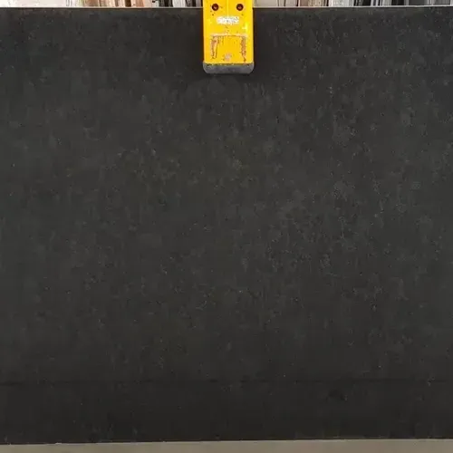 Mist Black